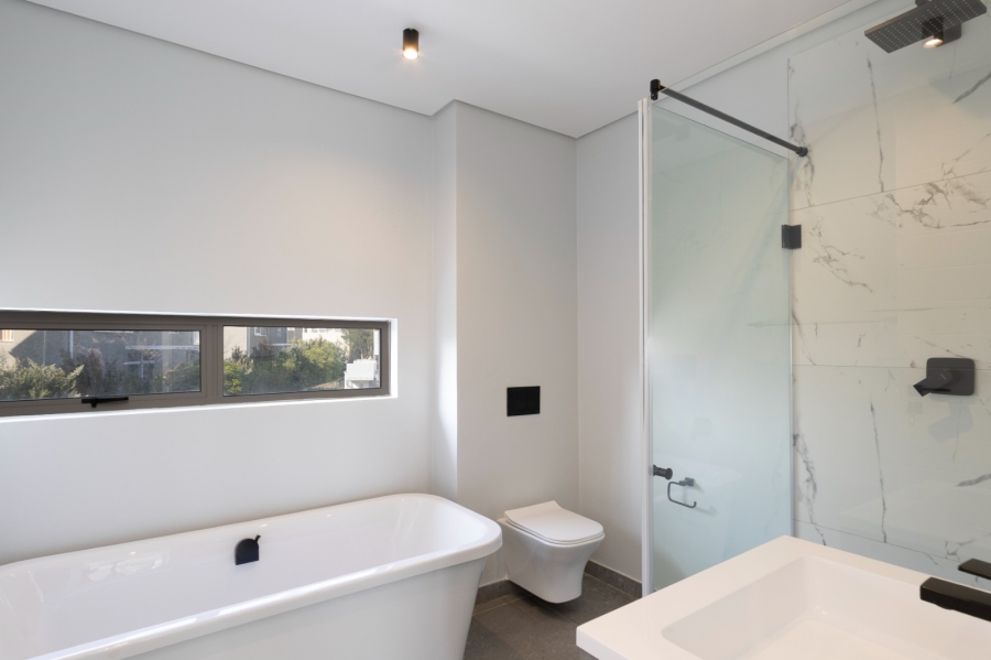2 Bedroom Property for Sale in Somerset Lakes Western Cape